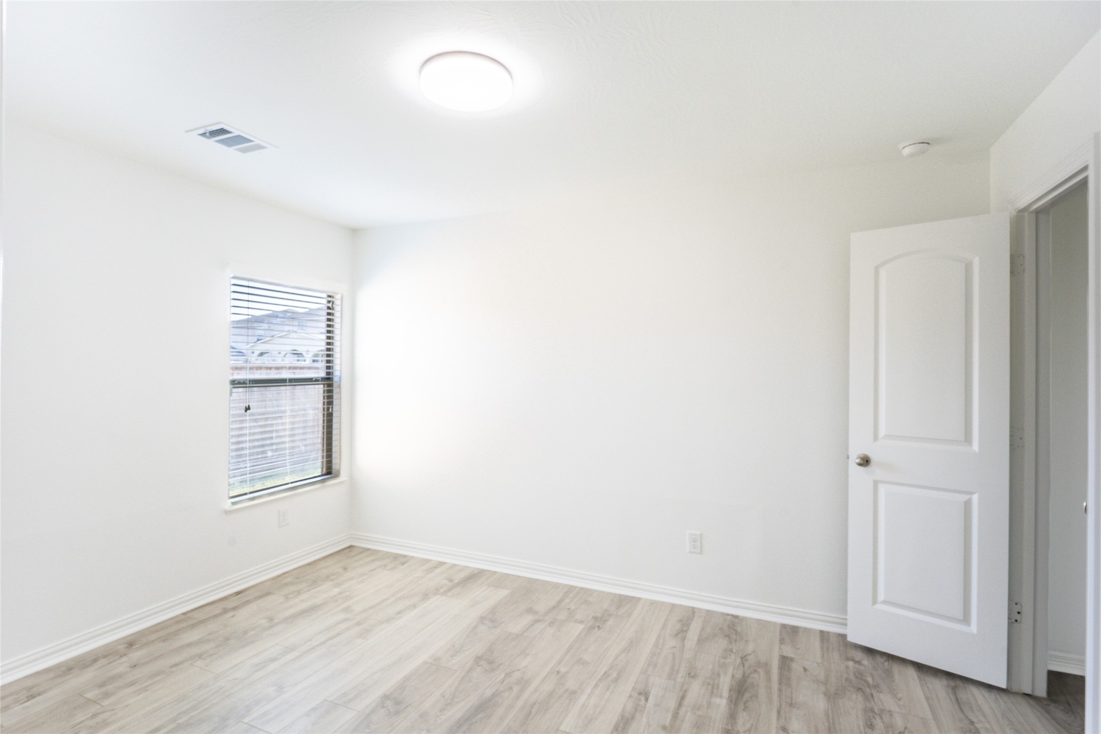 9918 Hideaway Bend Lane Property Photo 11