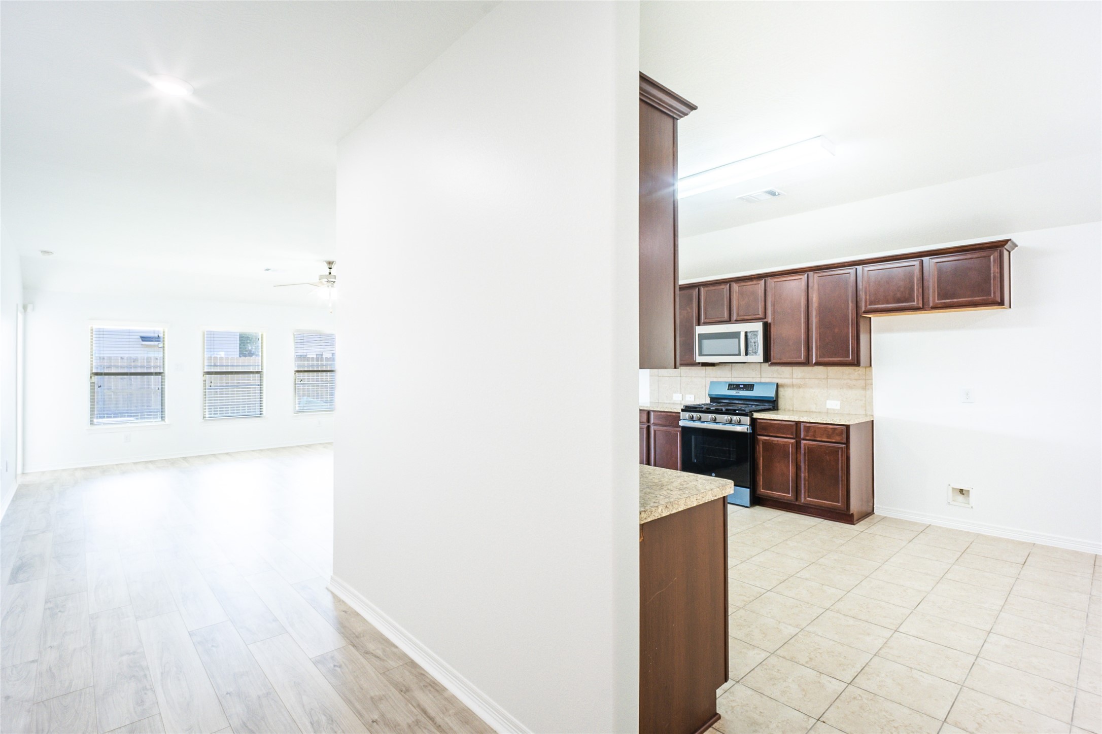 9918 Hideaway Bend Lane Property Photo 16