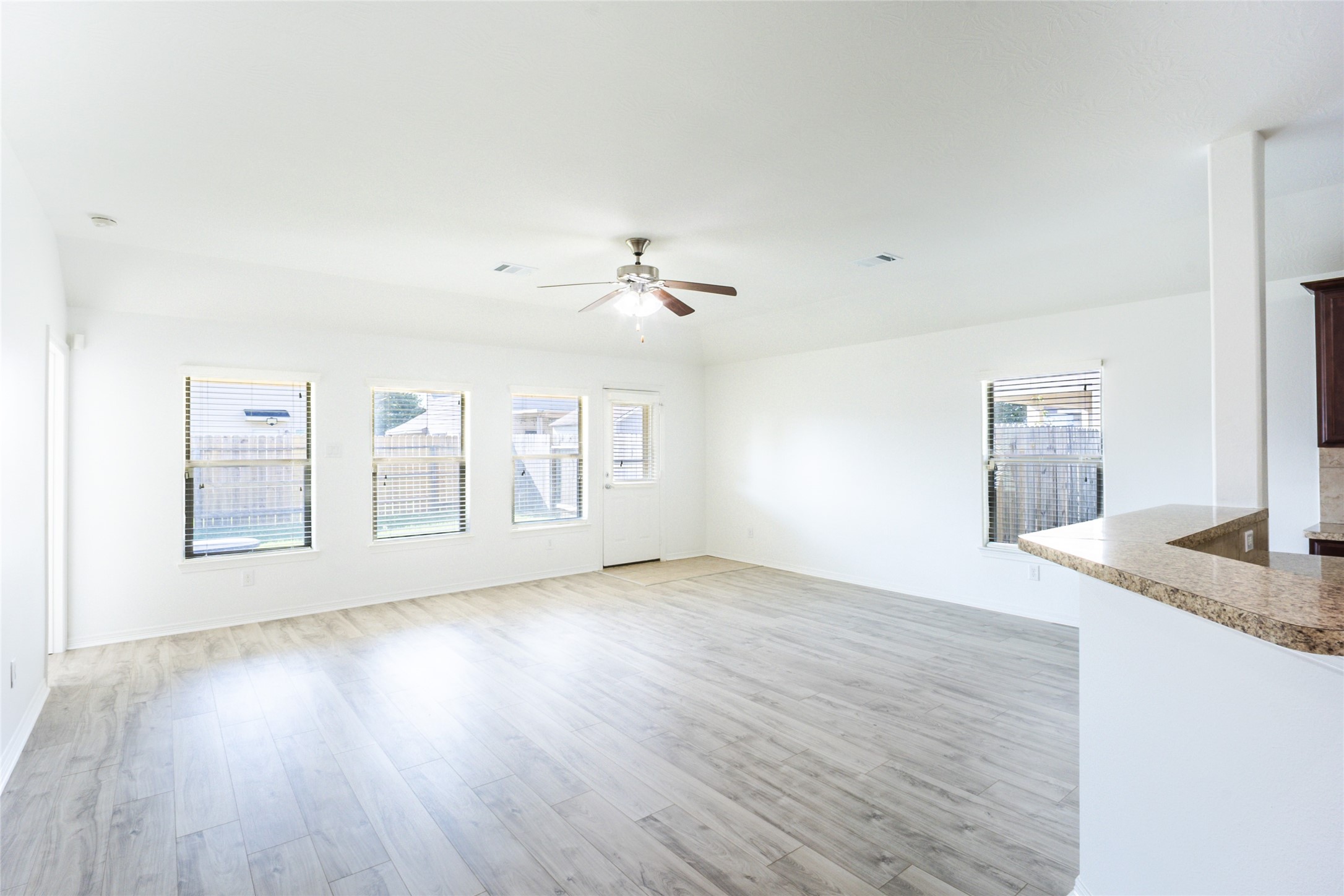 9918 Hideaway Bend Lane Property Photo 17