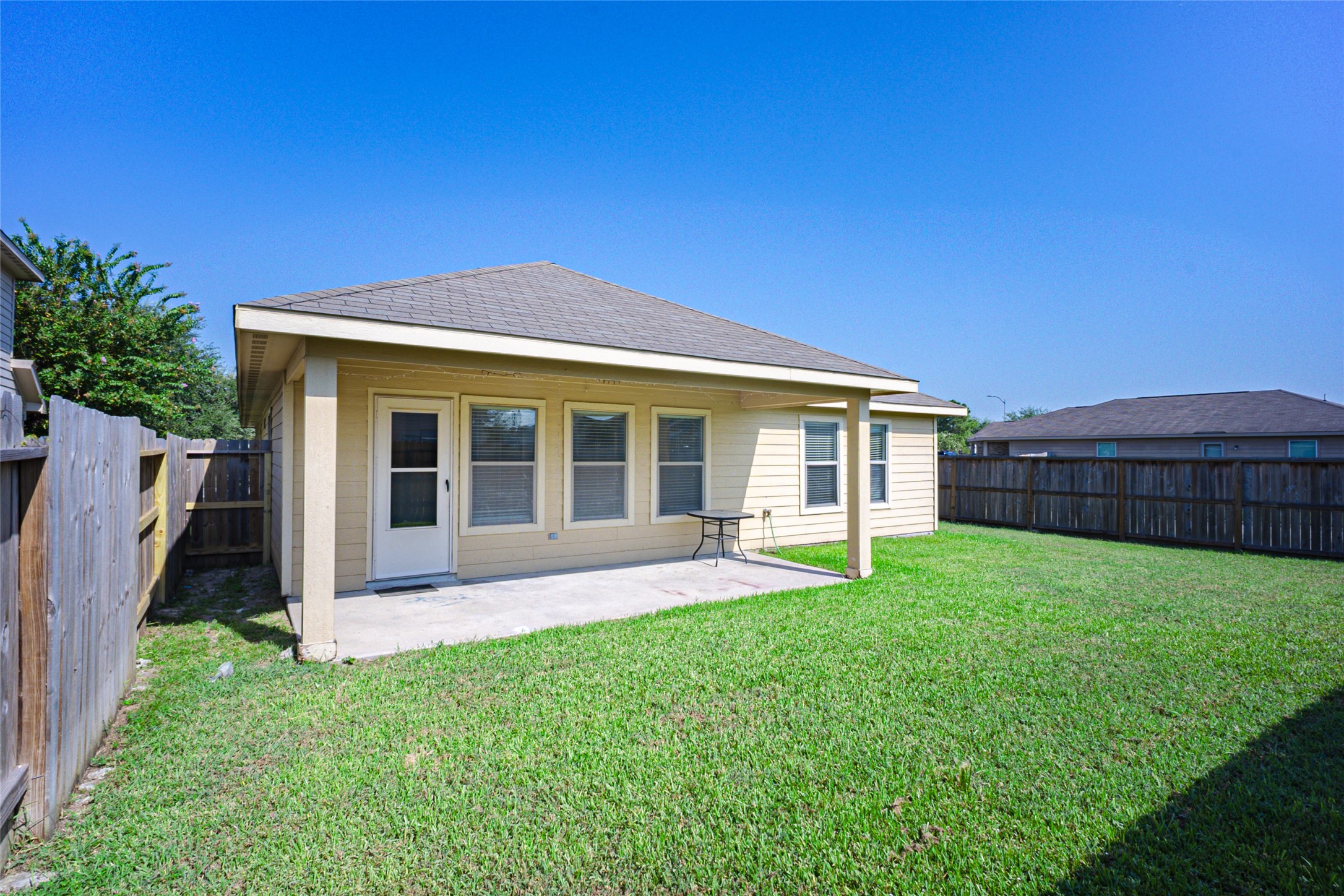 9918 Hideaway Bend Lane Property Photo 32