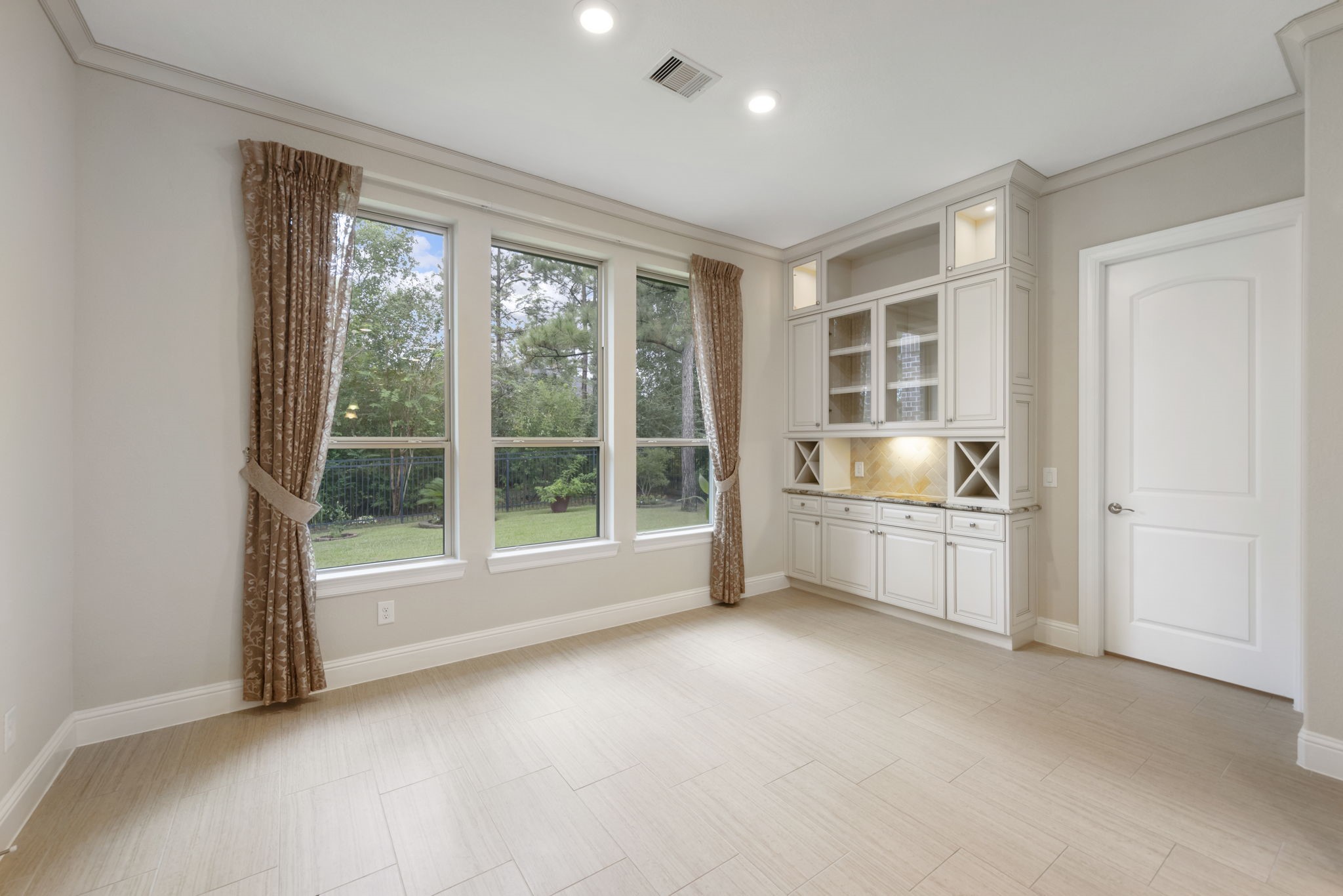 1006 Blossom Field Lane Property Photo 13