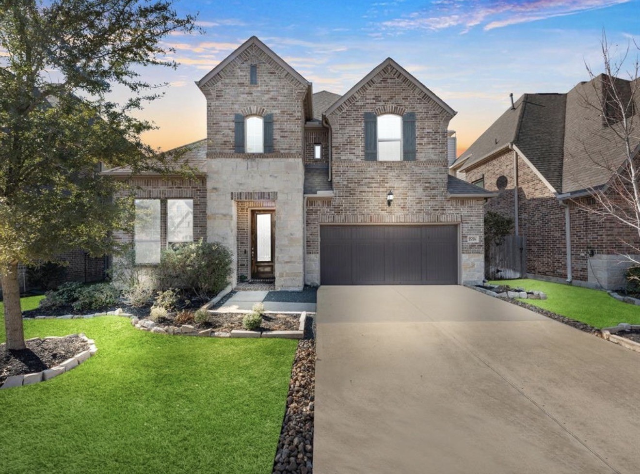 2024 Arrowood Glen Drive Property Photo 1
