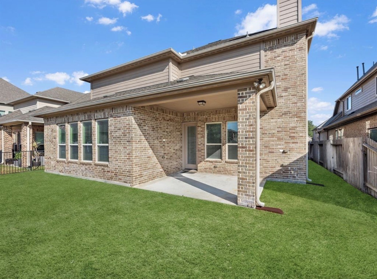 2024 Arrowood Glen Drive Property Photo 25