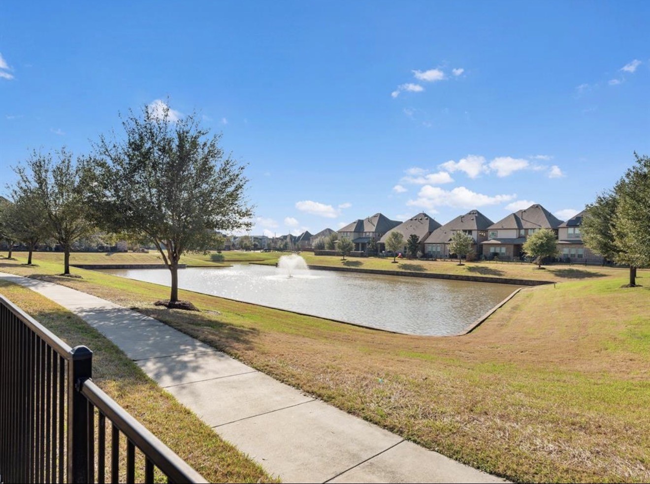 2024 Arrowood Glen Drive Property Photo 26