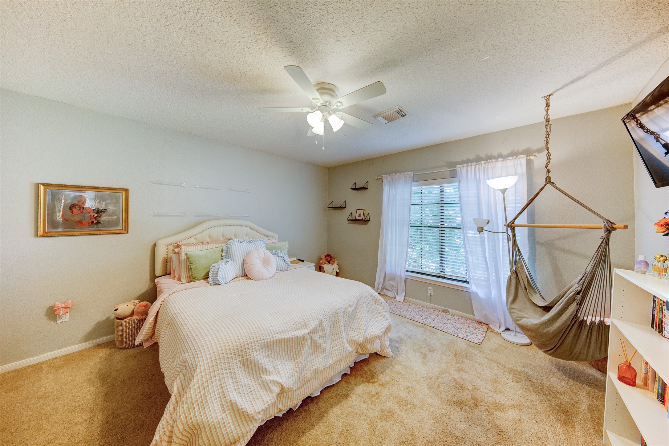 113 Coral Bay Drive Property Photo 26