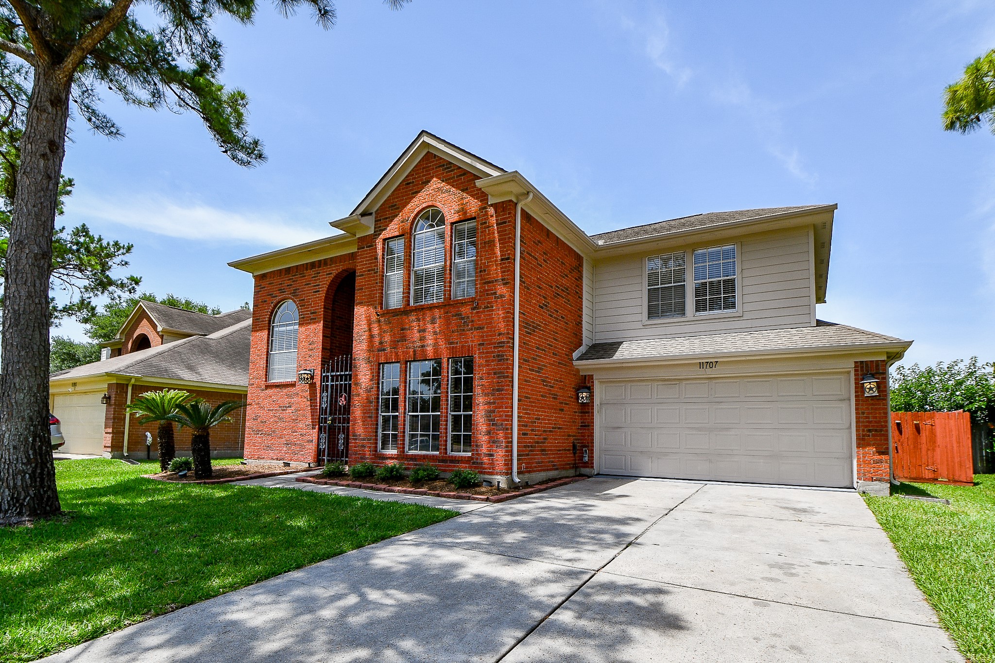 11707 Turtle Lake Drive Property Photo 2