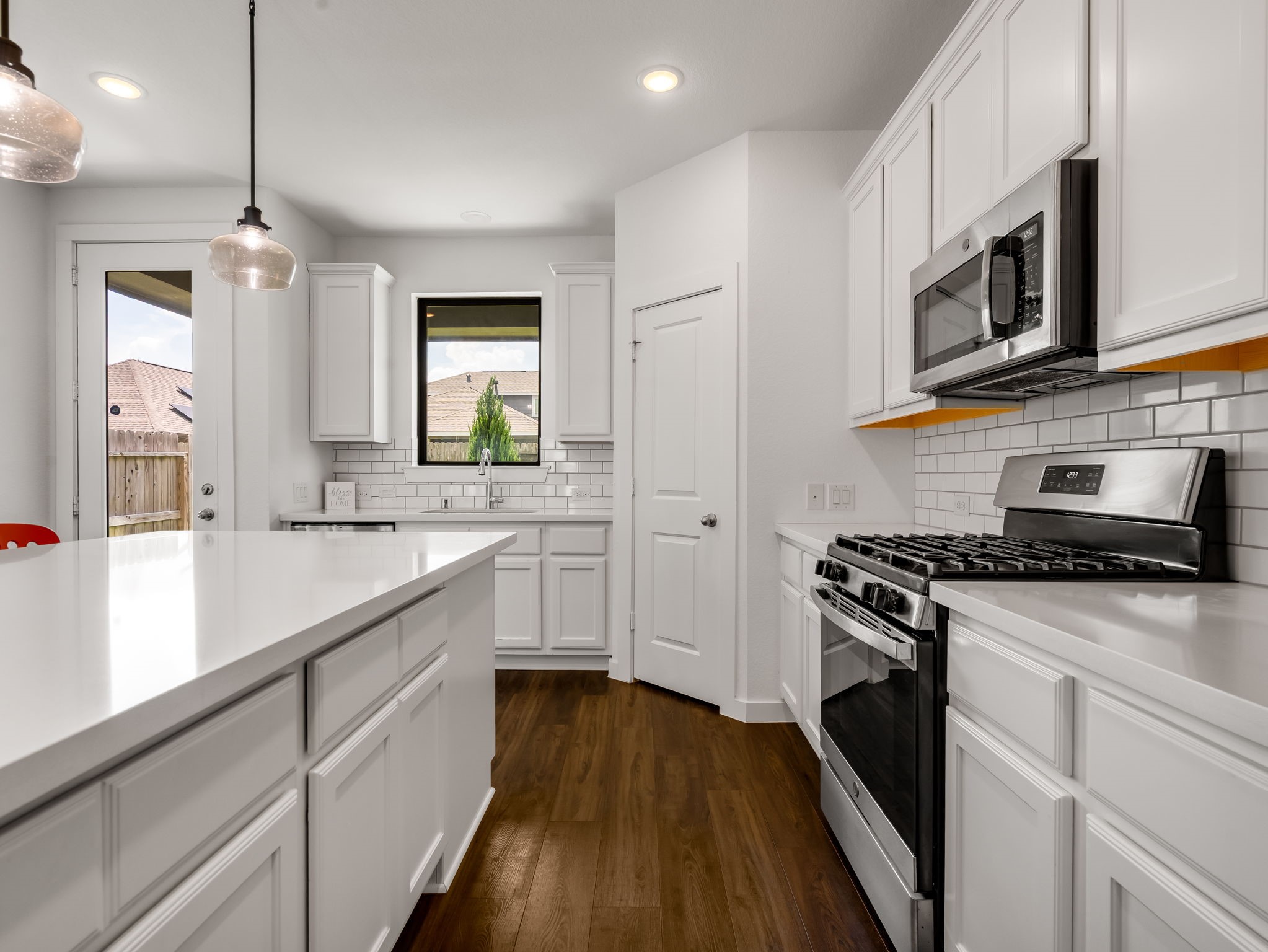 13021 Sapphire Lake Lane Property Photo 16