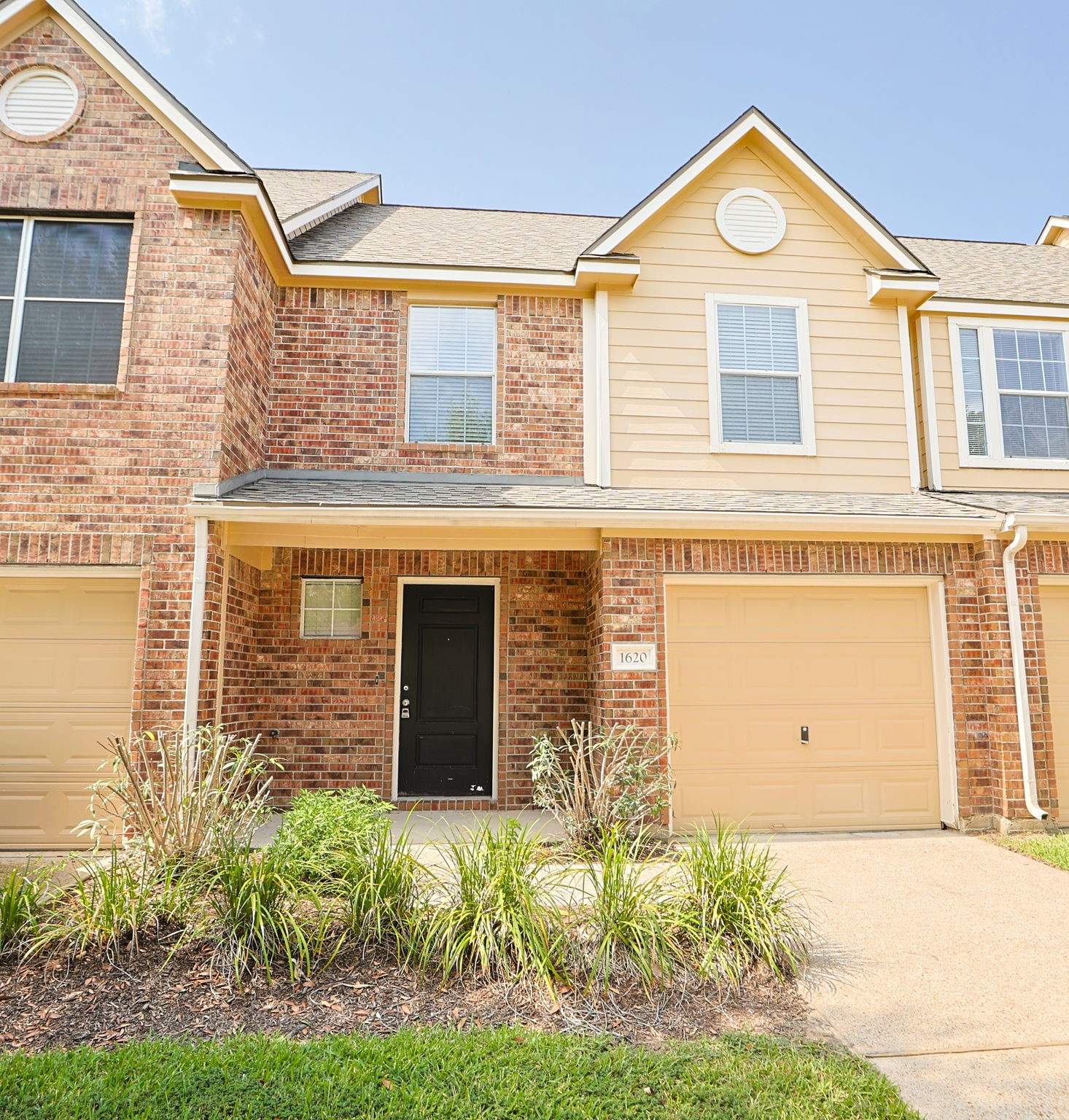 1620 Grable Cove Lane Property Photo 4