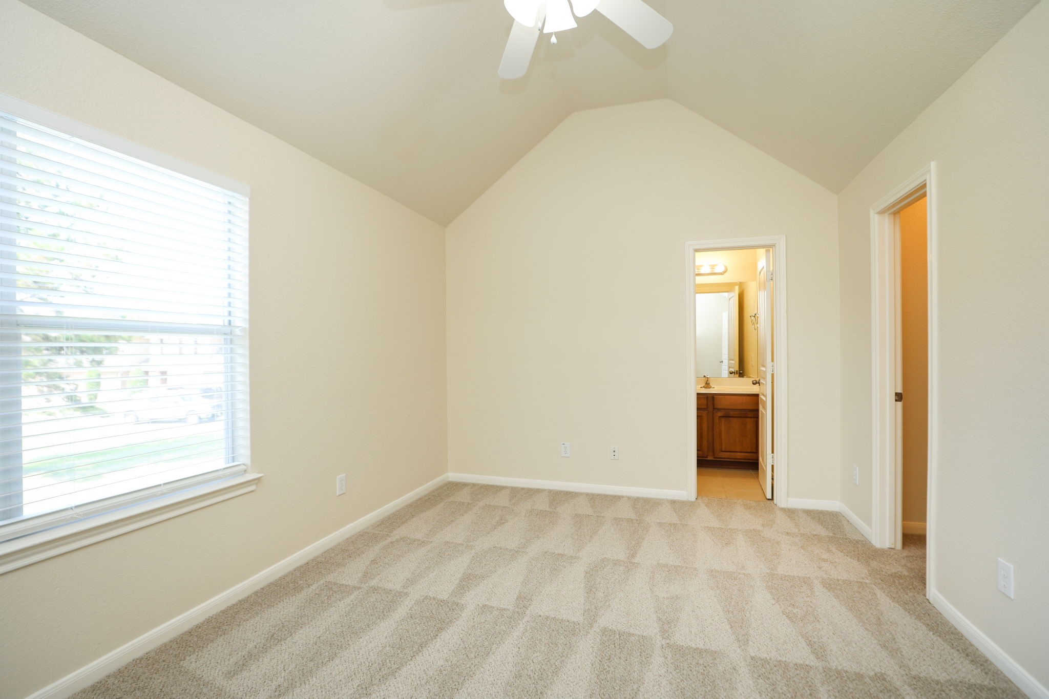 1620 Grable Cove Lane Property Photo 20