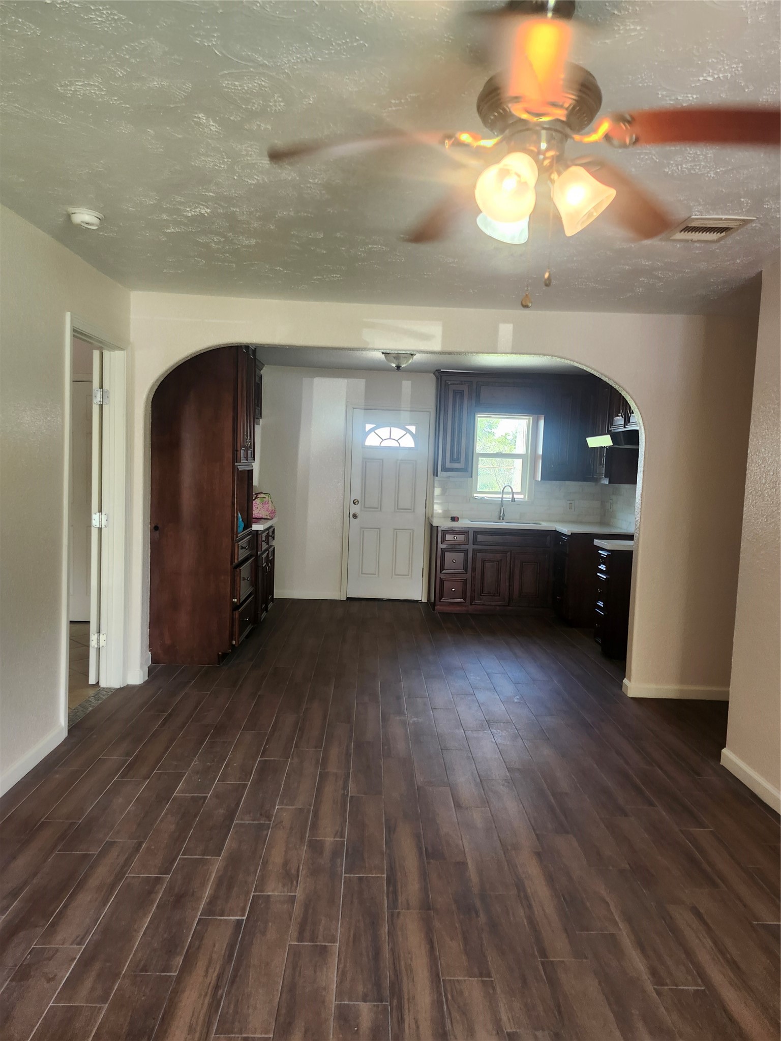 8921 Laura Koppe Road Property Photo 3