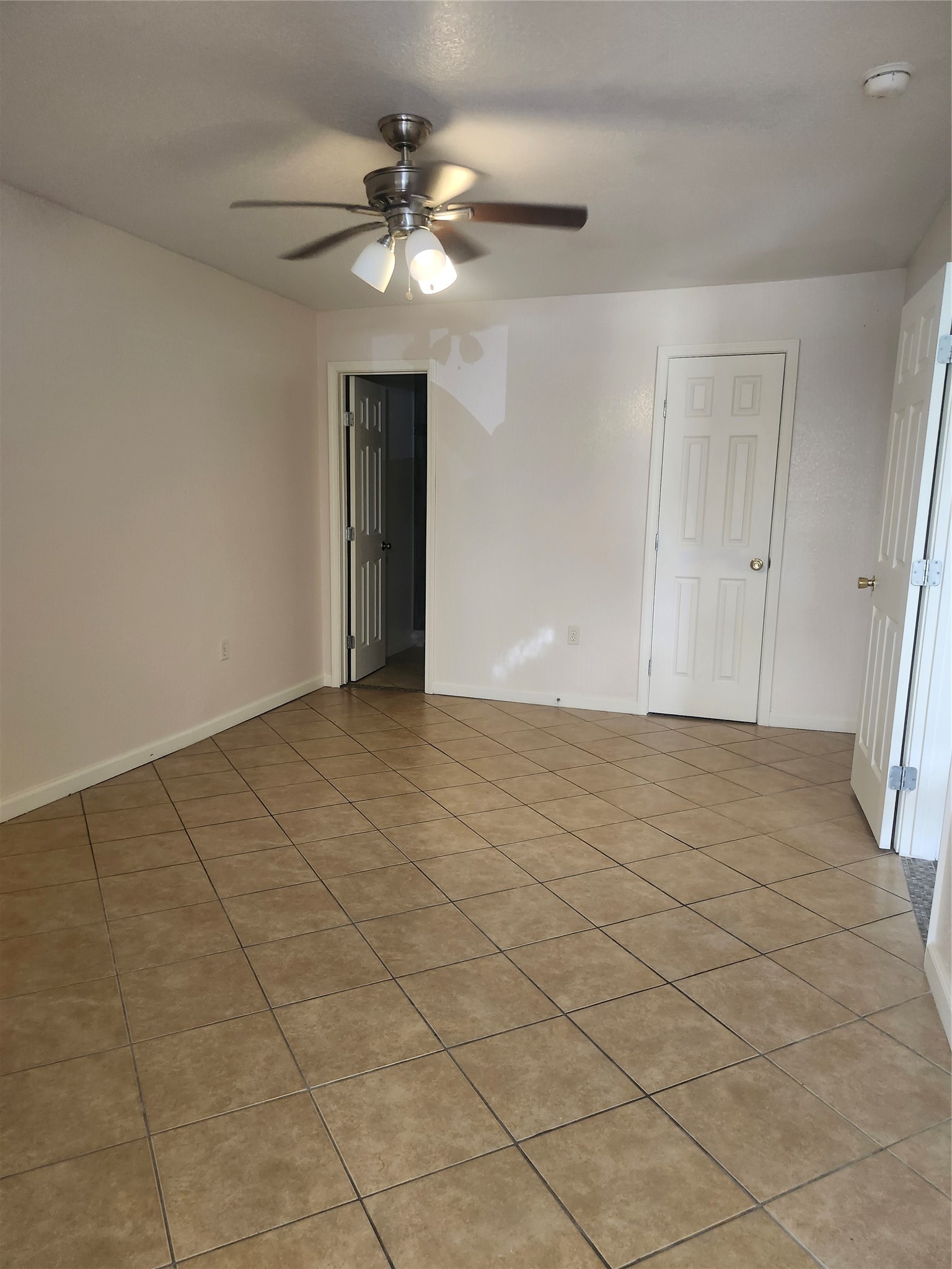 8921 Laura Koppe Road Property Photo 6