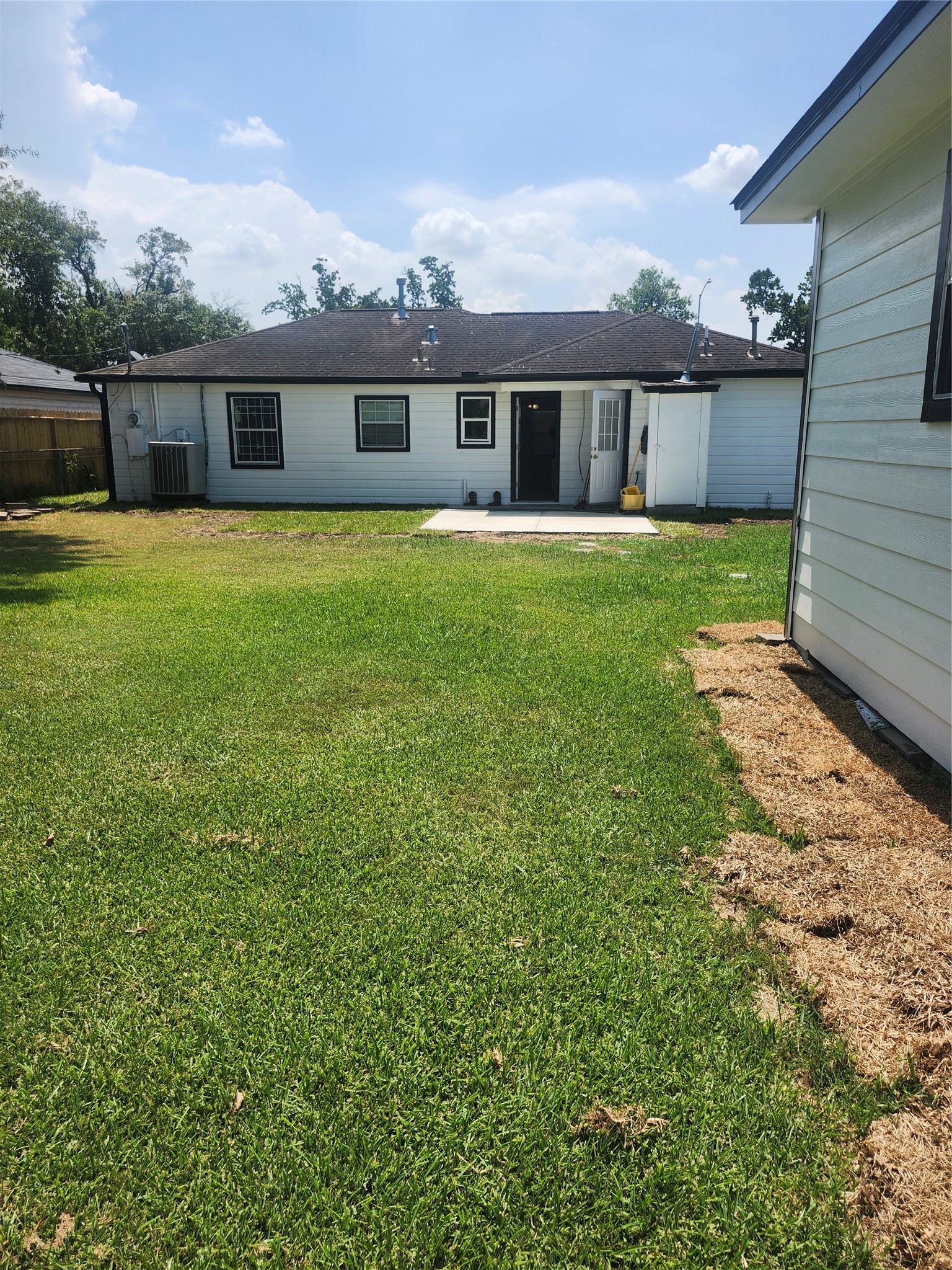 8921 Laura Koppe Road Property Photo 11
