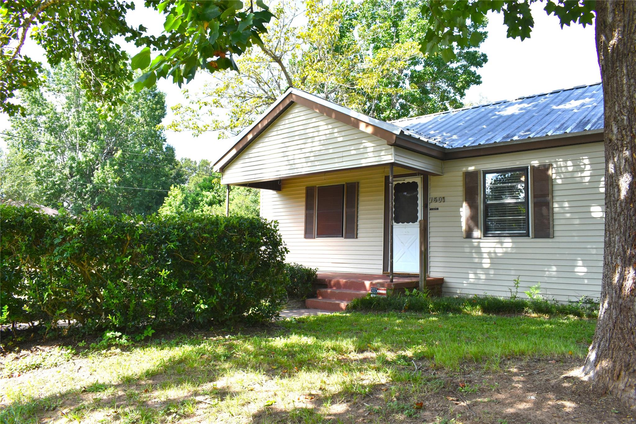 1601 Columbia Street, Liberty Tx 77575 Property Photo 1