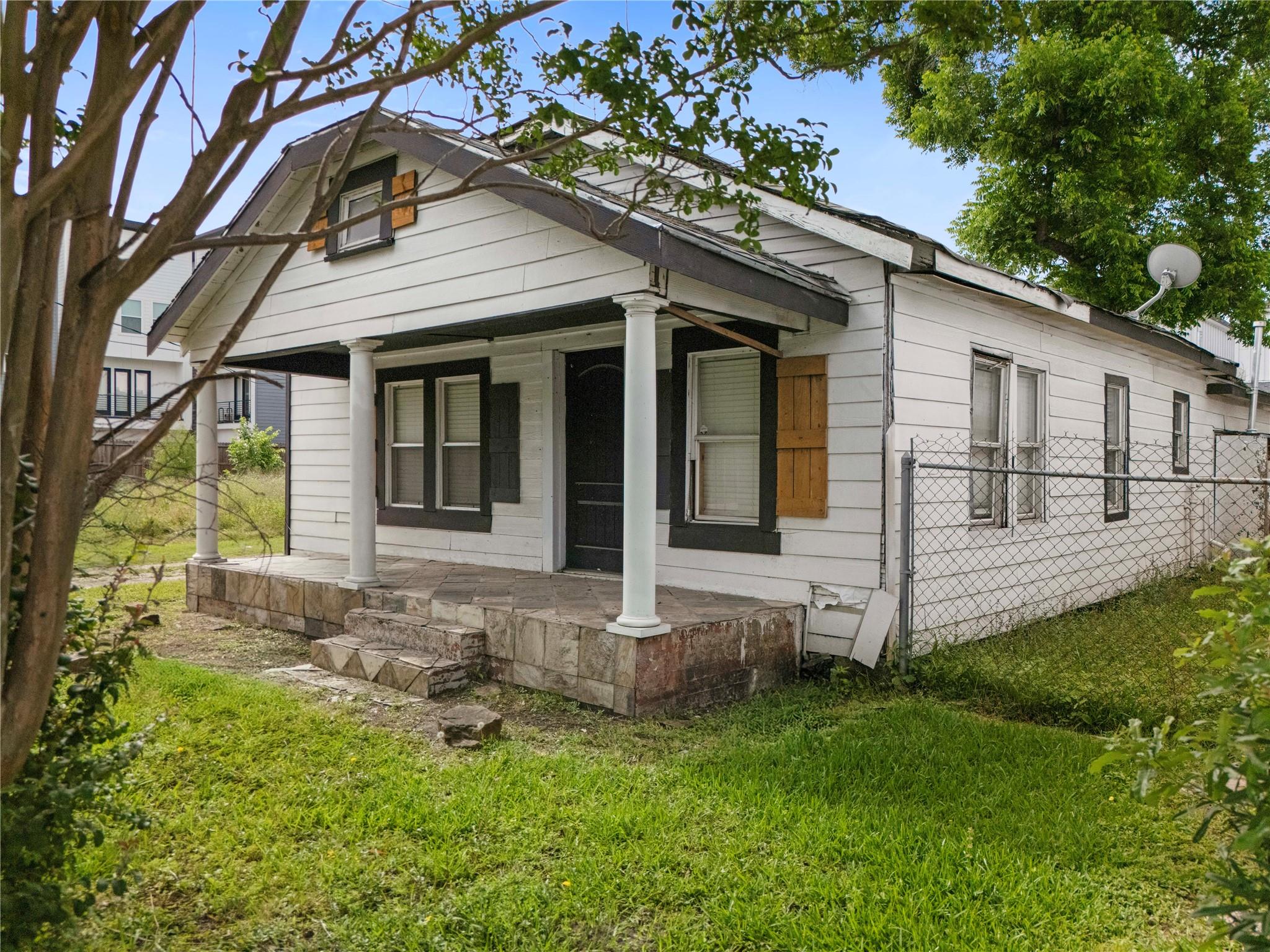 4110 Buck St Street Property Photo 5