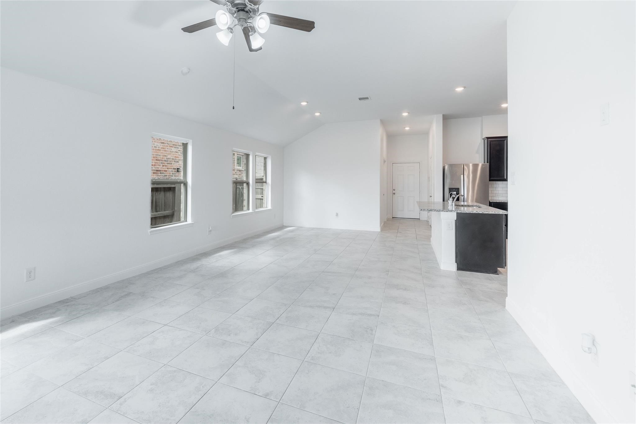 24207 Asher Hollow Lane Property Photo 6
