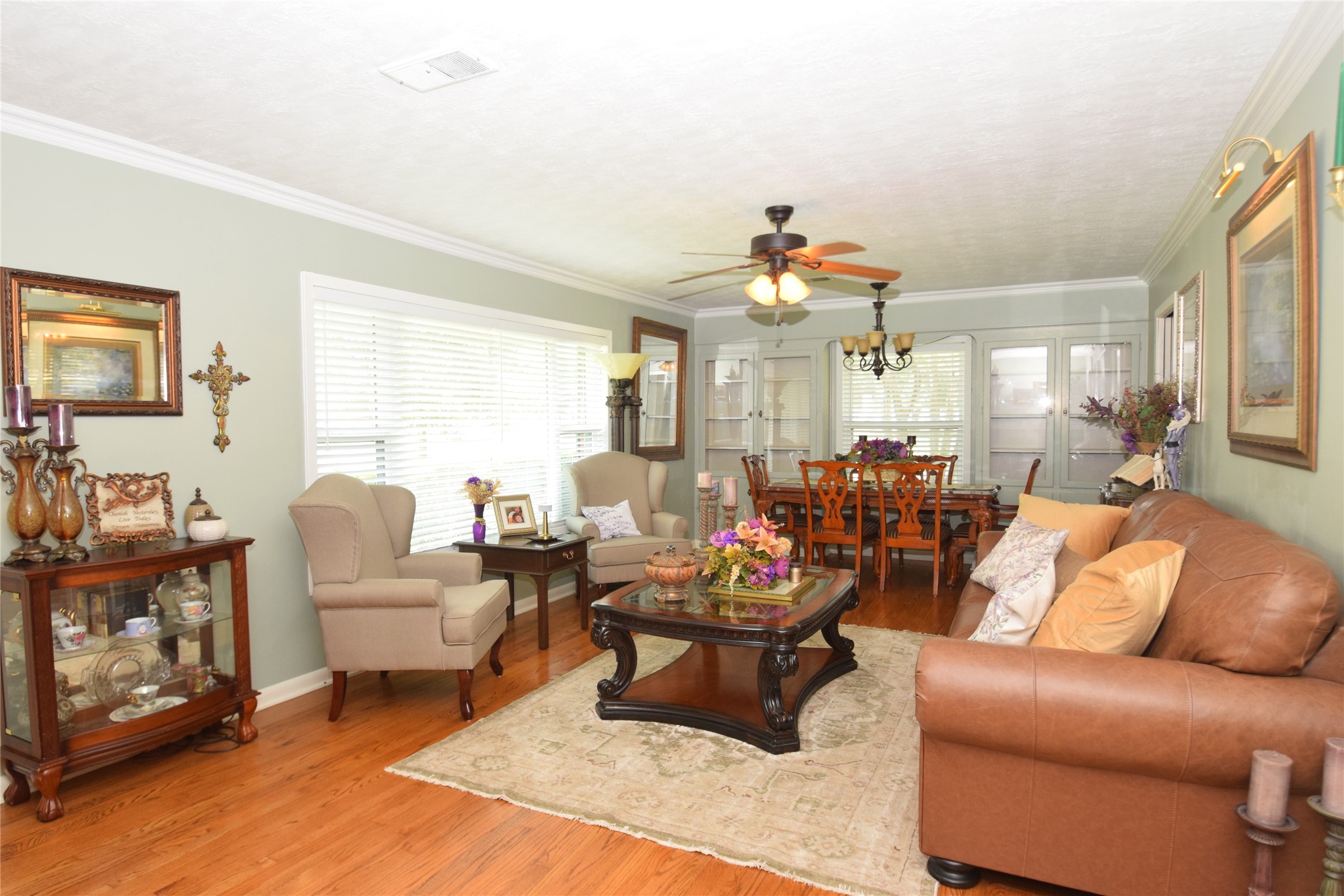 1954 Heights Drive Property Photo 6