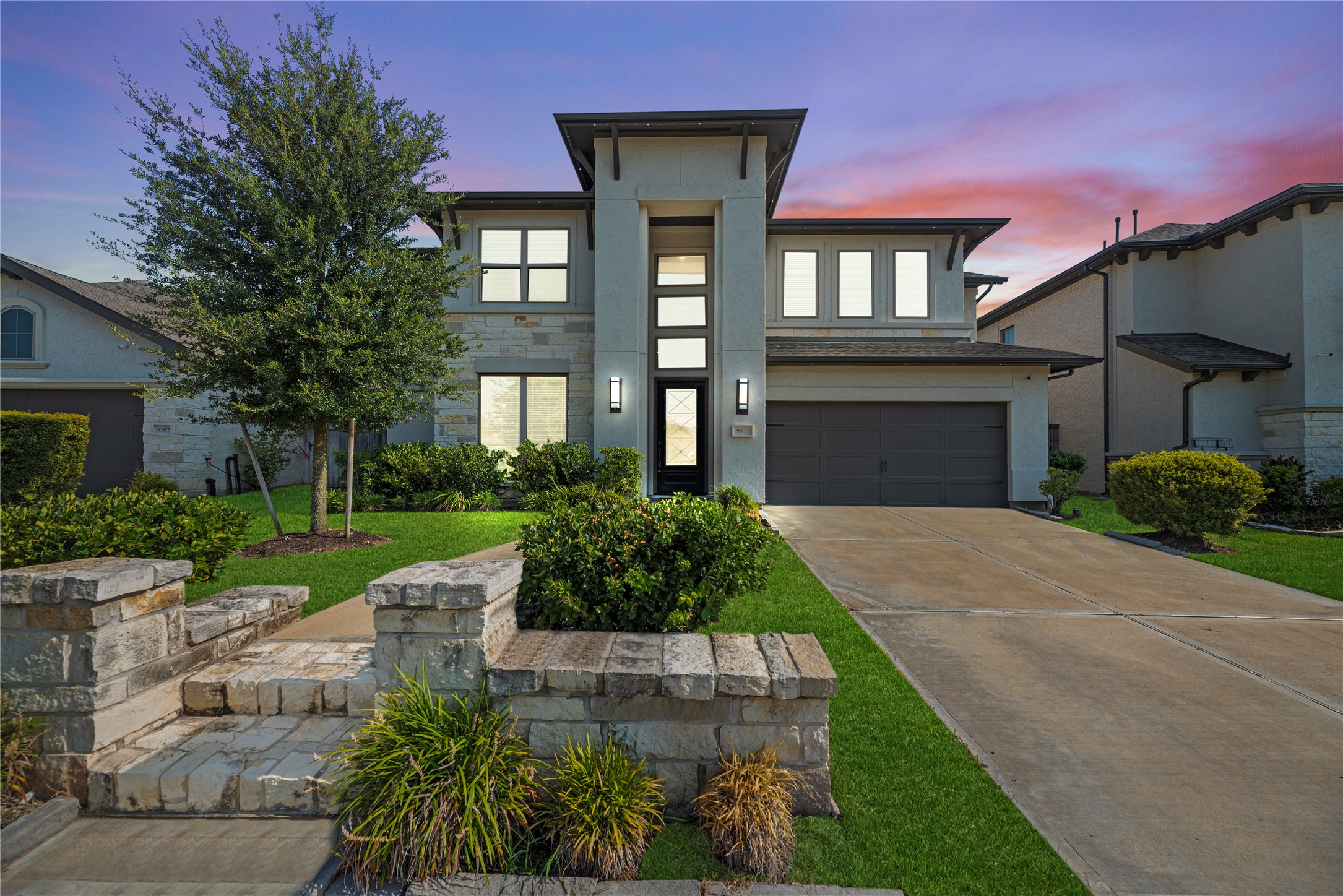 9511 Shaded Tree Drive Property Photo 1