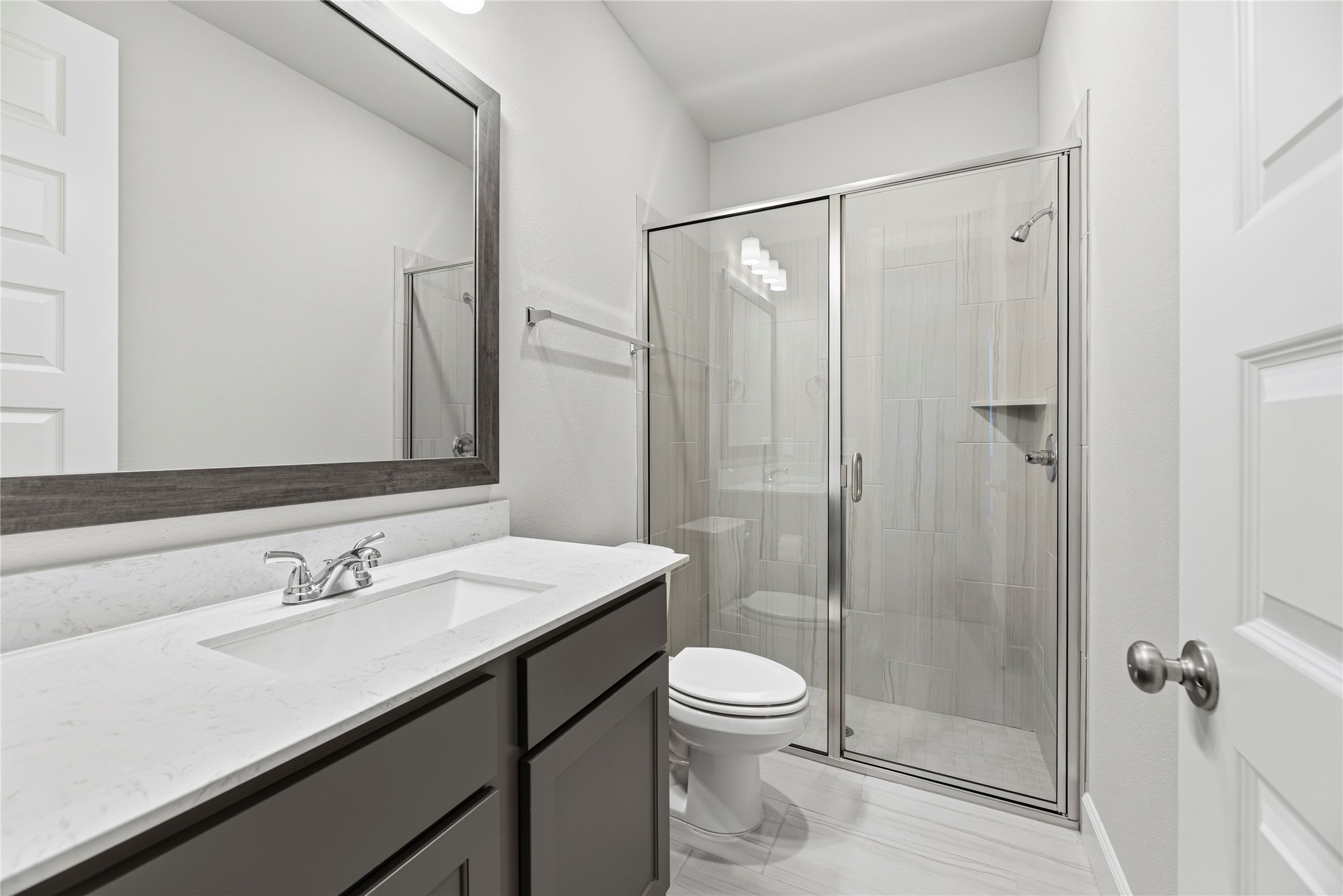 9511 Shaded Tree Drive Property Photo 13