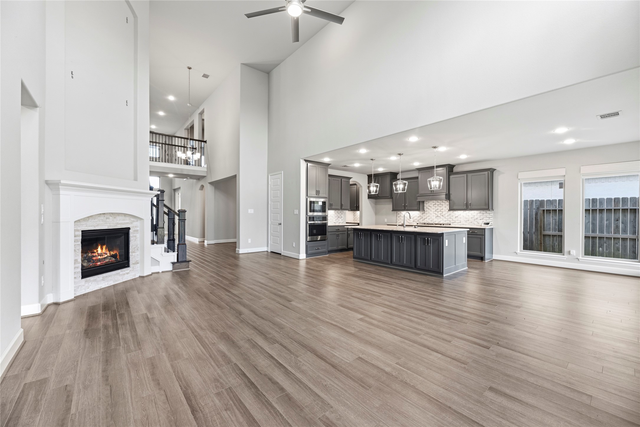 9511 Shaded Tree Drive Property Photo 16