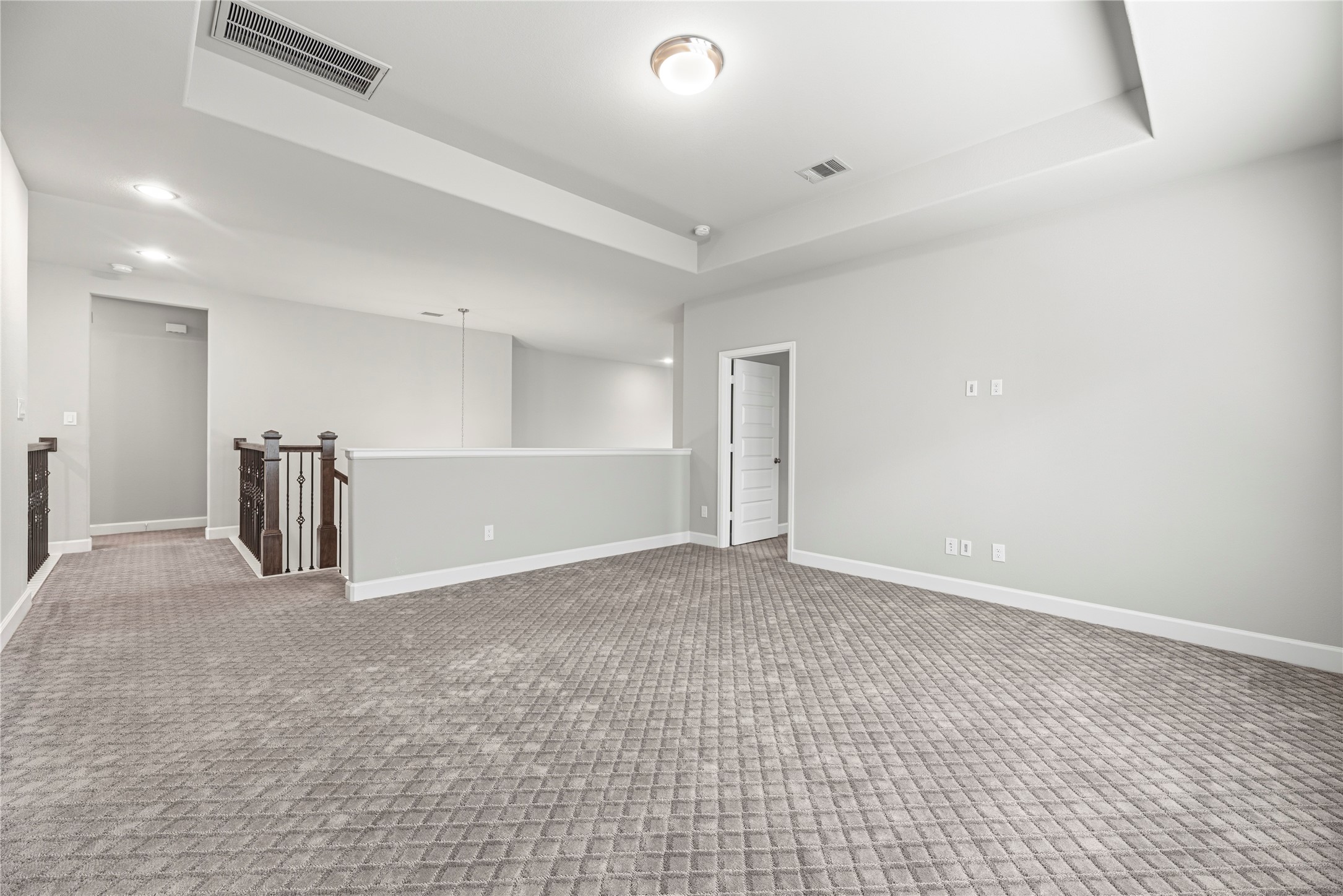 9511 Shaded Tree Drive Property Photo 33