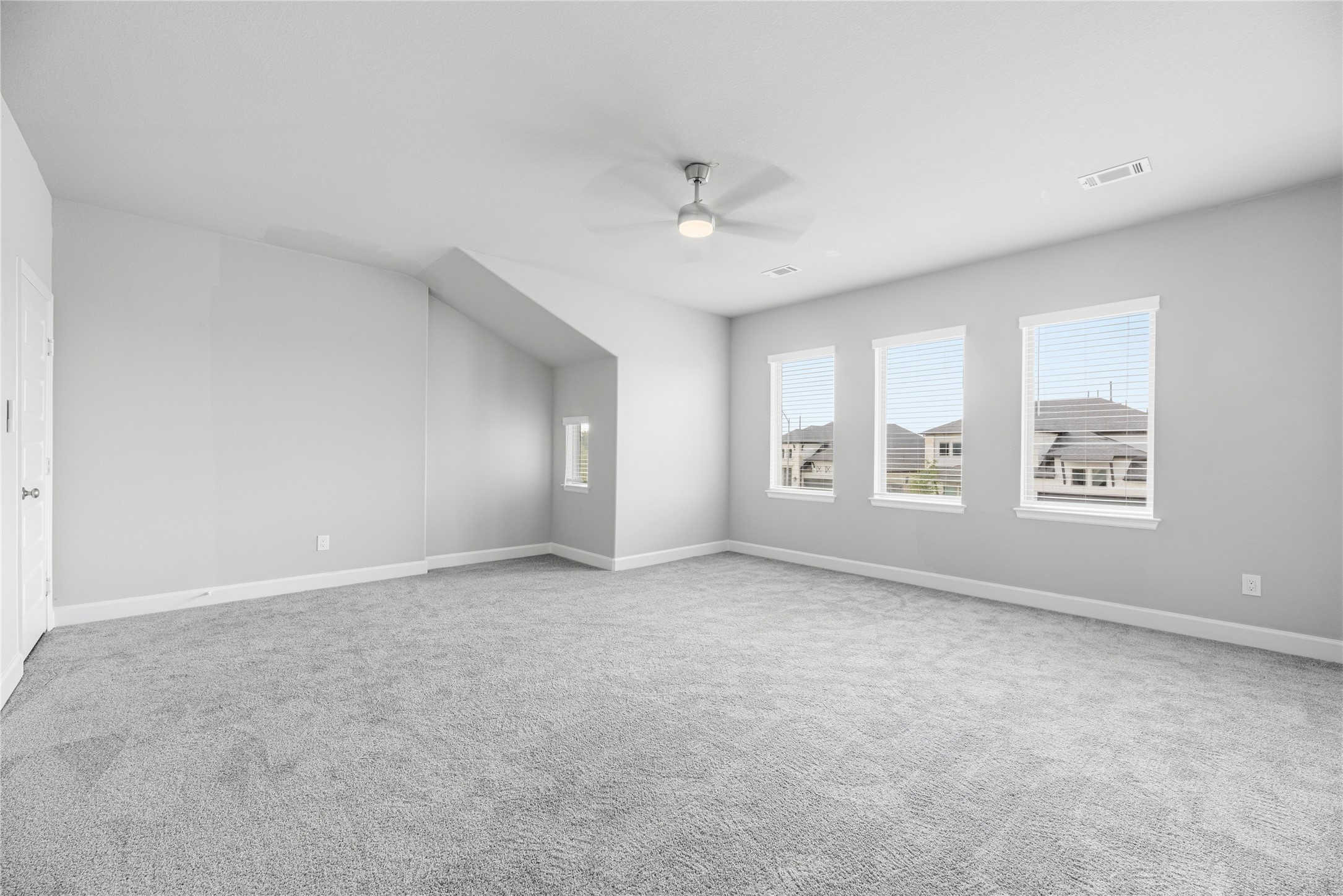 9511 Shaded Tree Drive Property Photo 35