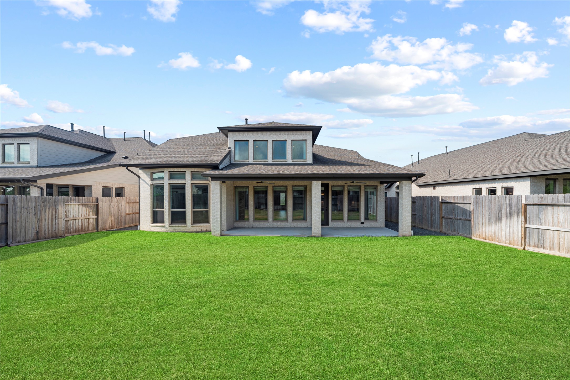9511 Shaded Tree Drive Property Photo 39