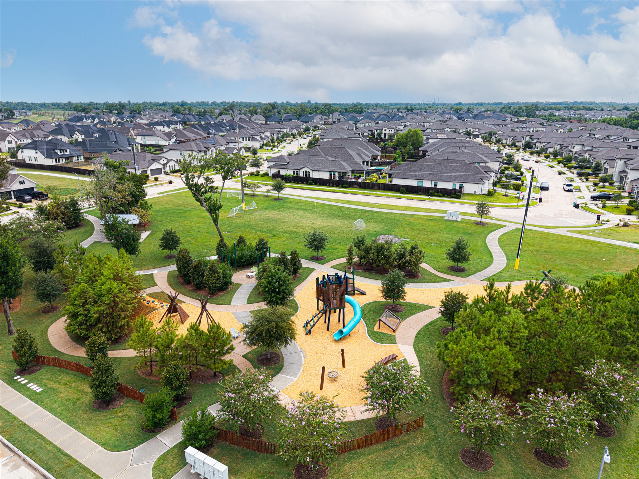 9511 Shaded Tree Drive Property Photo 46