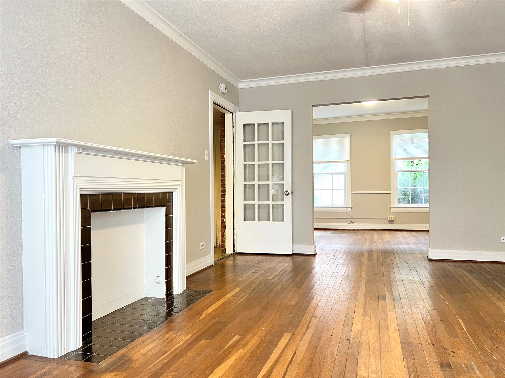 2211 Dorrington Street Property Photo 7