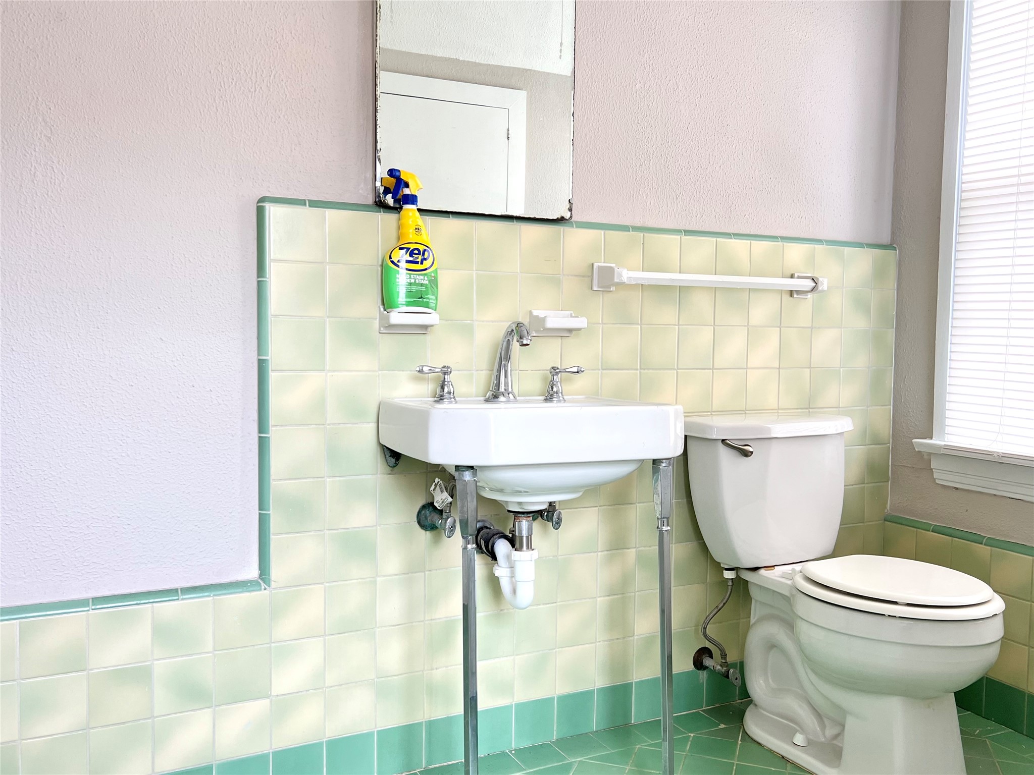 2211 Dorrington Street Property Photo 21