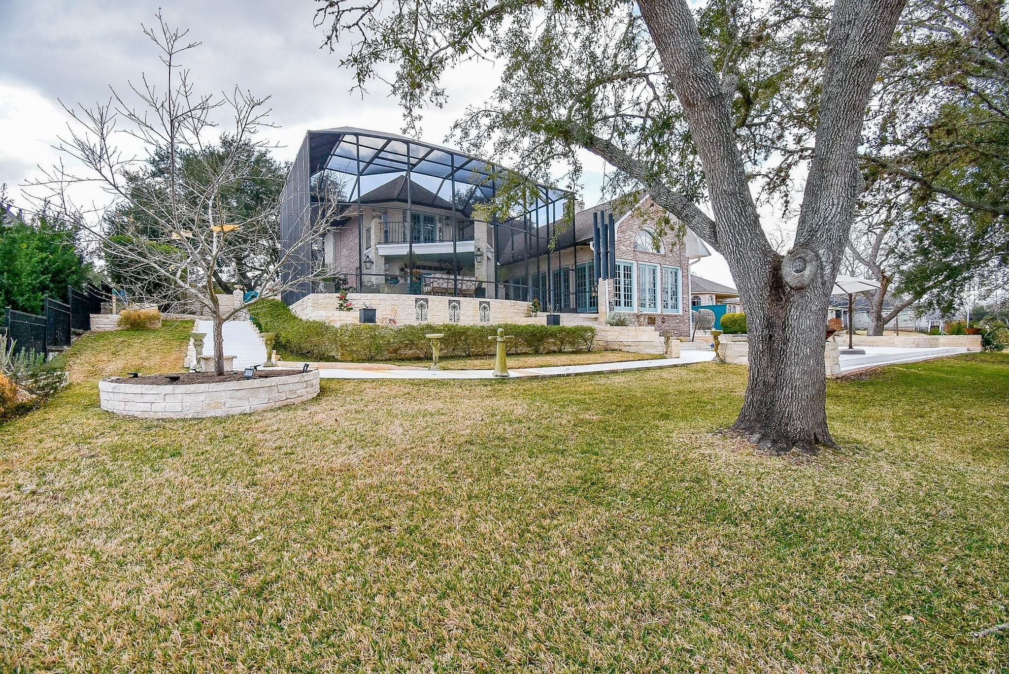 32426 Watersmeet Street Property Photo 6