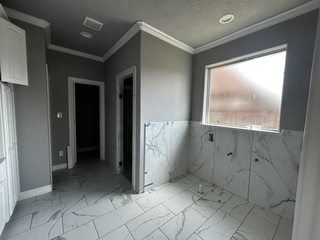 8585 Sana Drive Property Photo 7