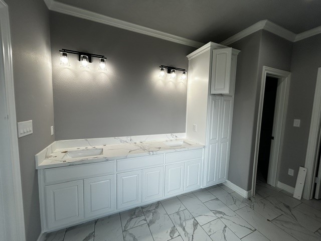 8585 Sana Drive Property Photo 8
