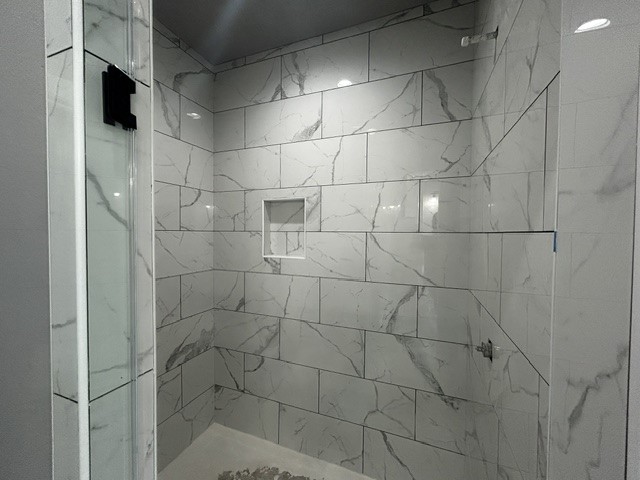 8585 Sana Drive Property Photo 10