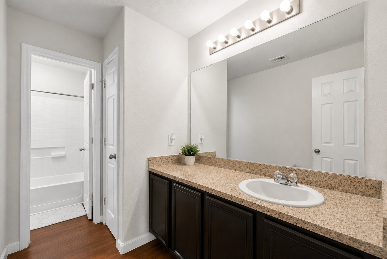 6015 Fergis Drive Property Photo 24