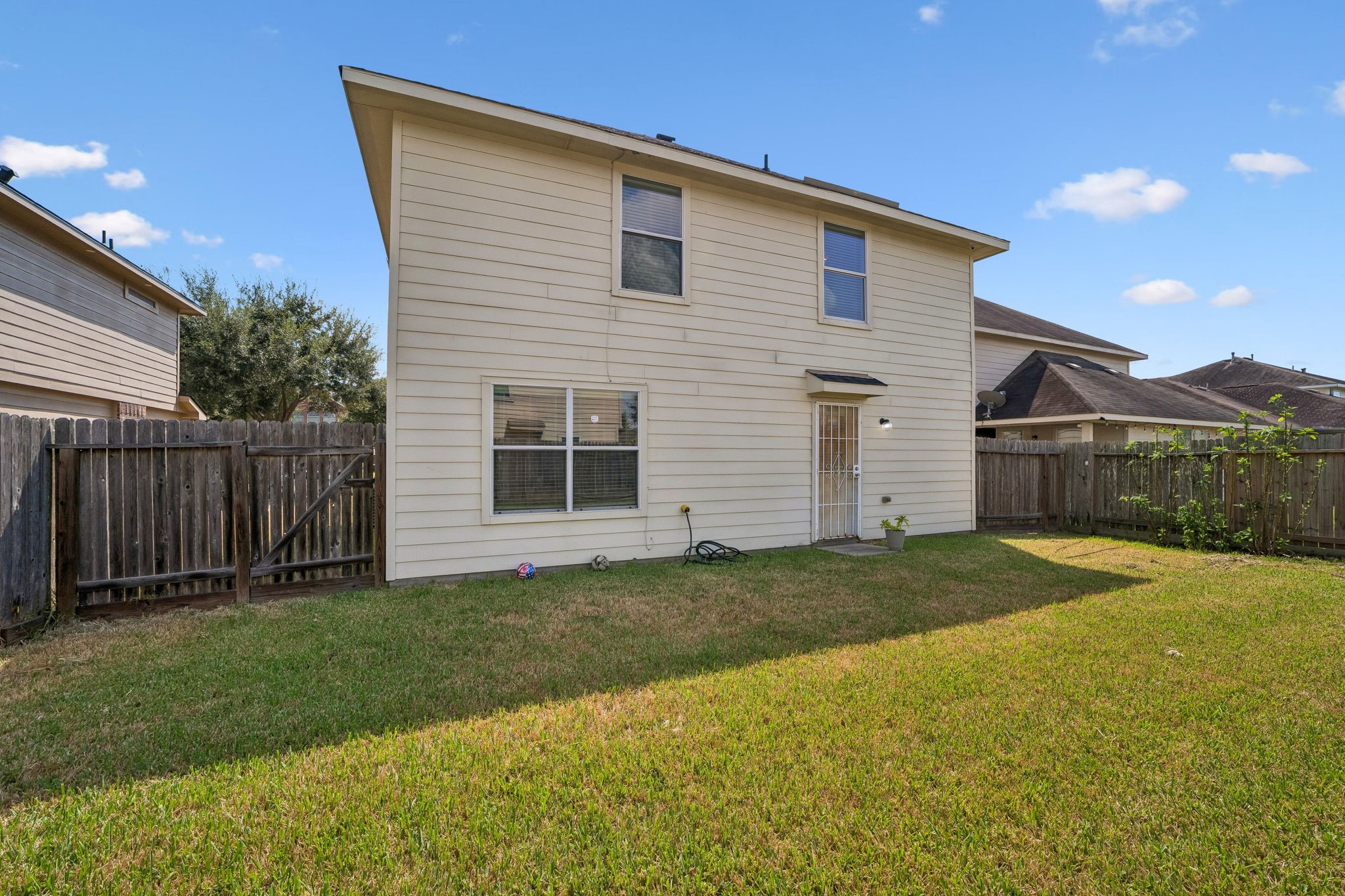 6015 Fergis Drive Property Photo 25