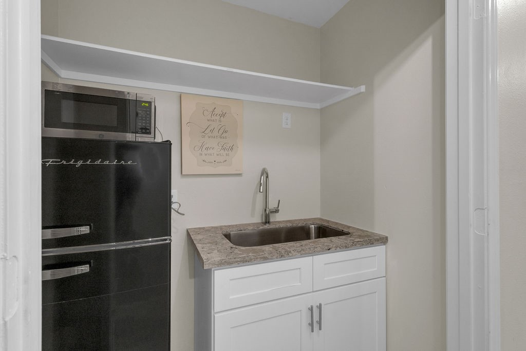 746 Cape Cottage Lane Property Photo 23