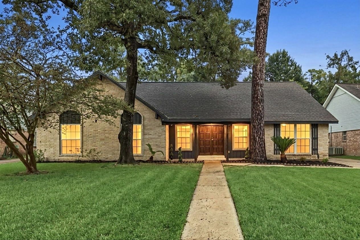 25514 Fairbrook Lane Property Photo 1