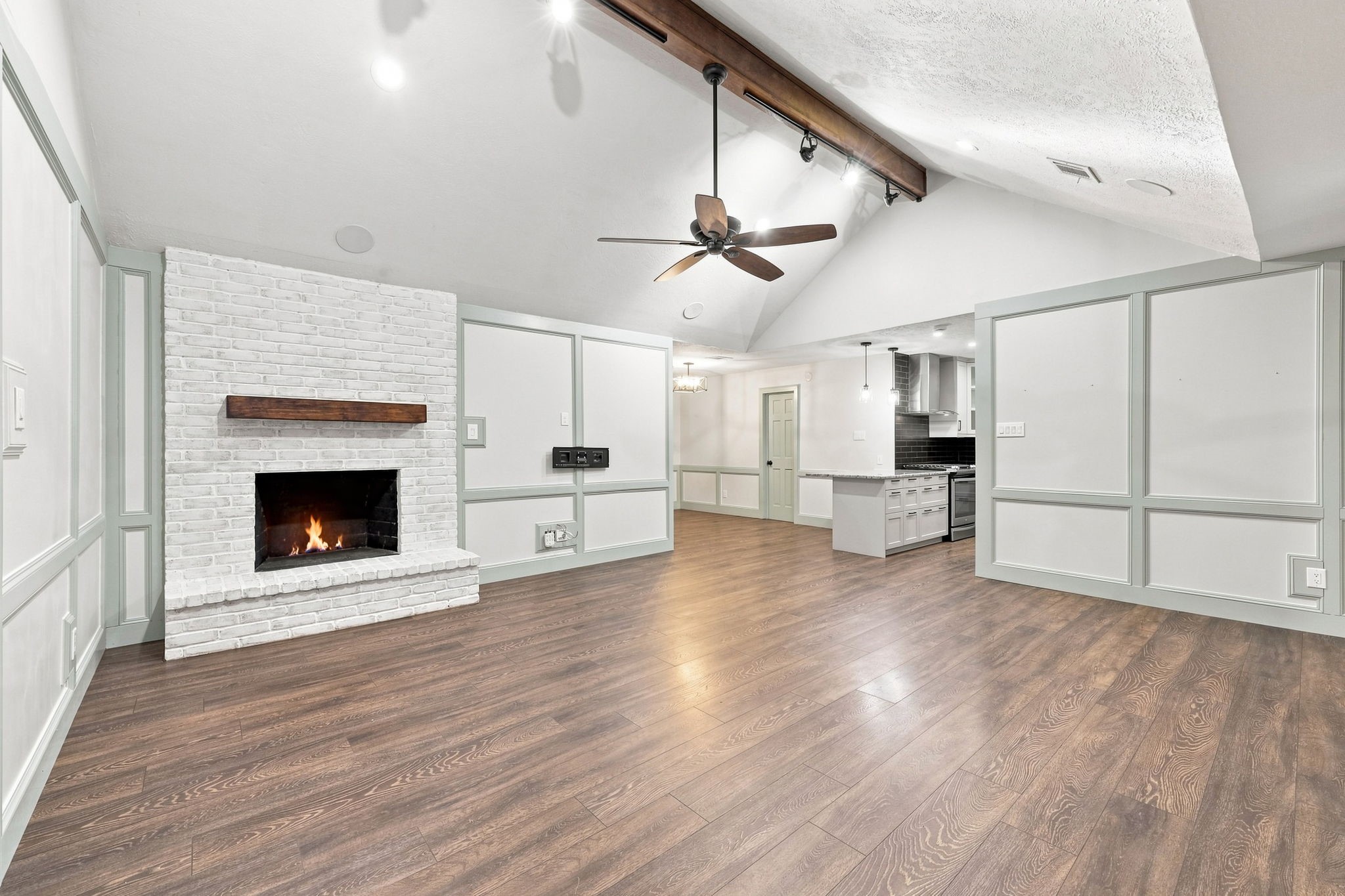 25514 Fairbrook Lane Property Photo 9