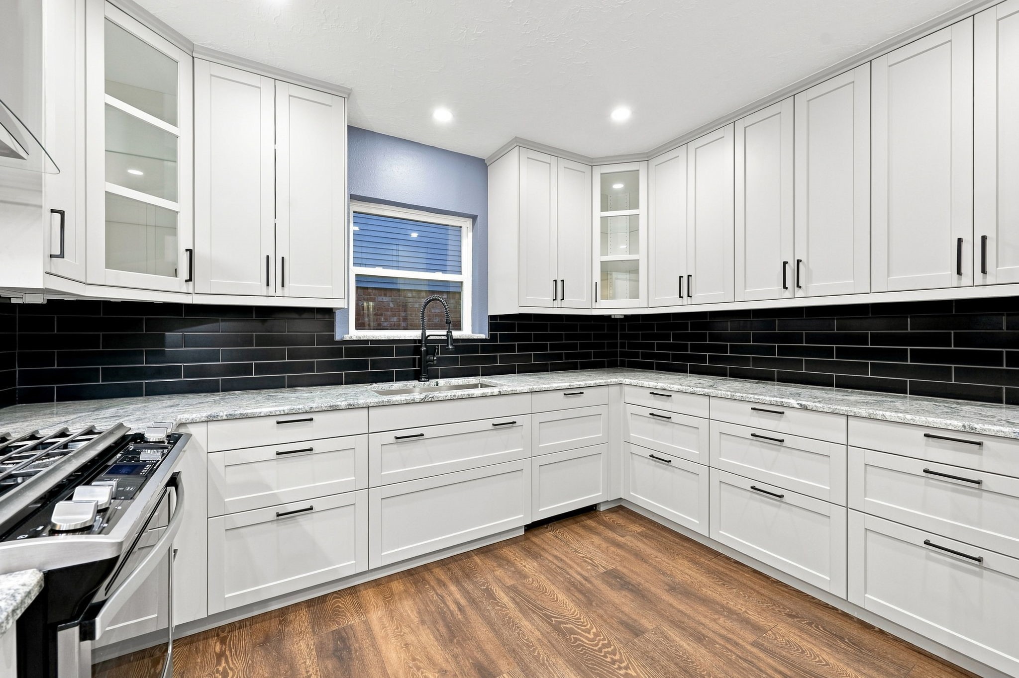 25514 Fairbrook Lane Property Photo 10