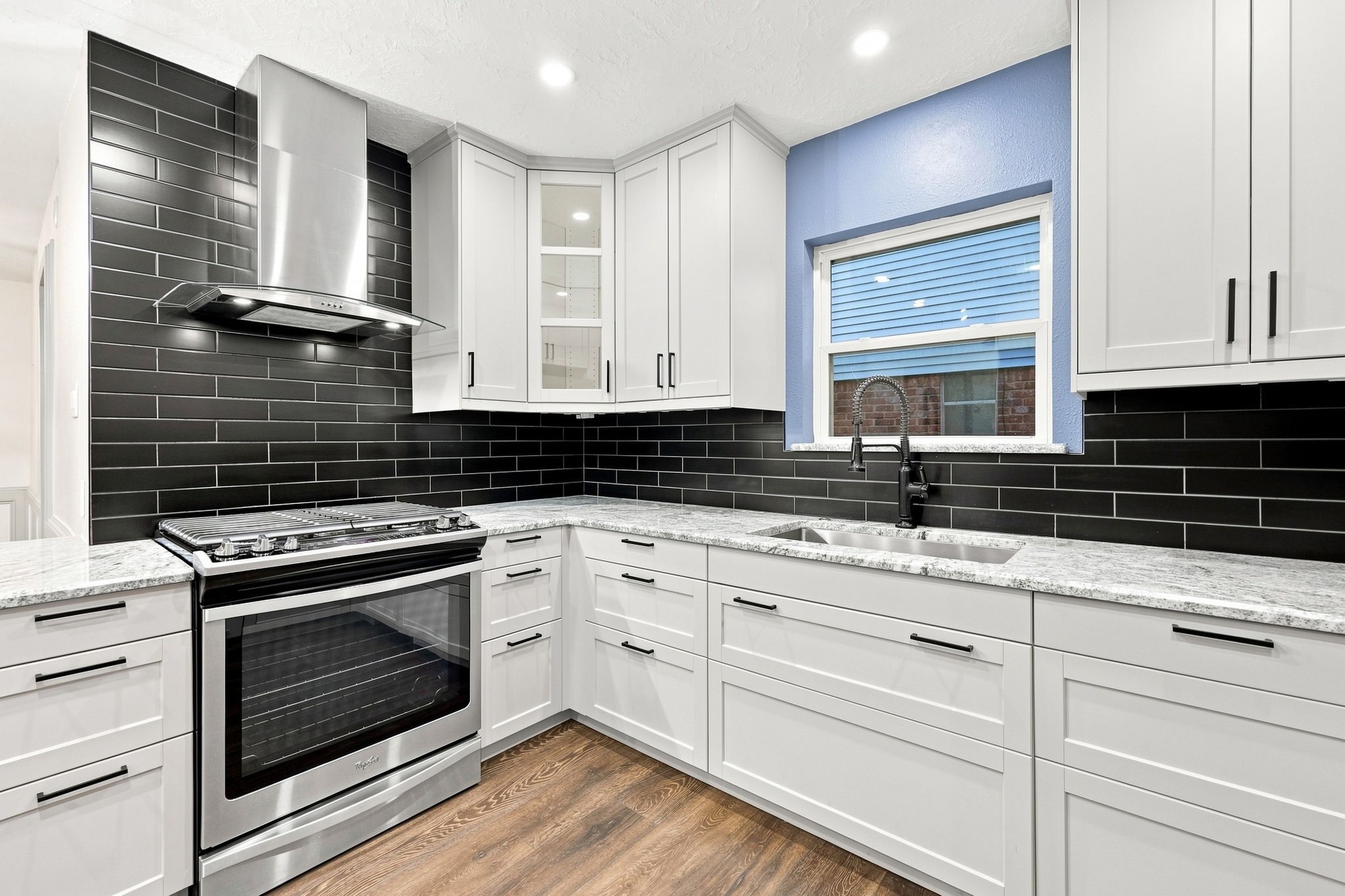 25514 Fairbrook Lane Property Photo 13