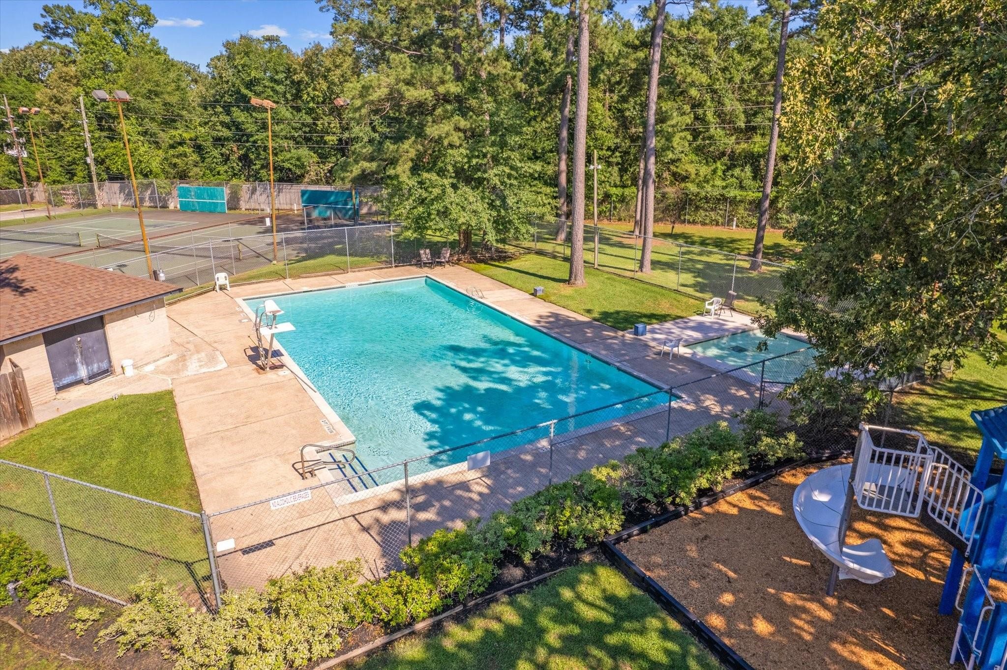 25514 Fairbrook Lane Property Photo 32