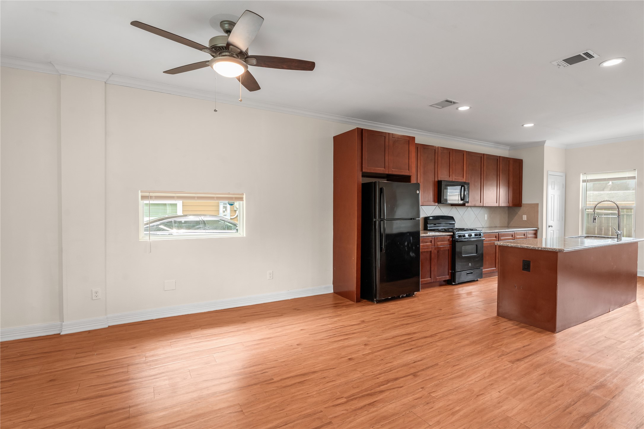2407 Ferguson Way Rd Road 1 Property Photo 4