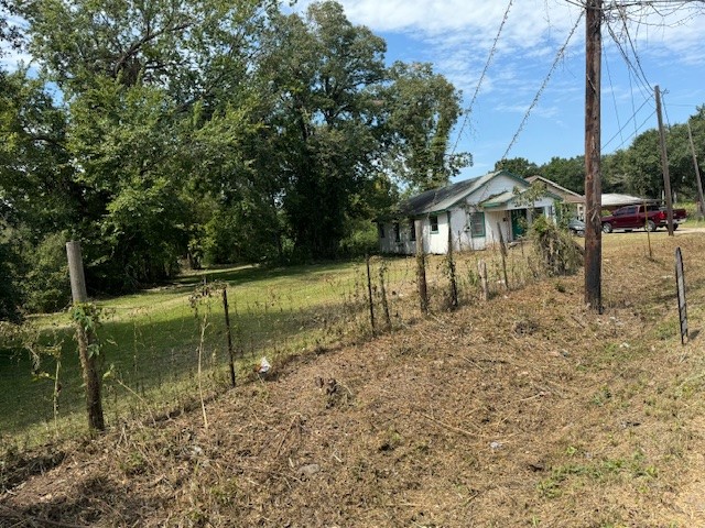 410 Montgomery Street Property Photo 13