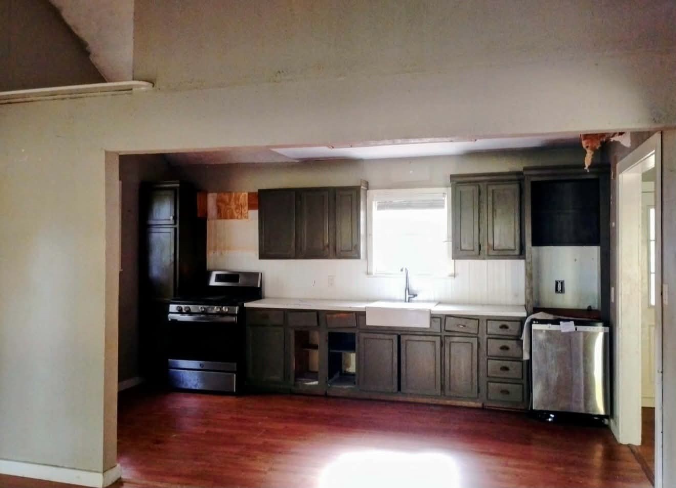 2361 Eastwood Drive Property Photo 6
