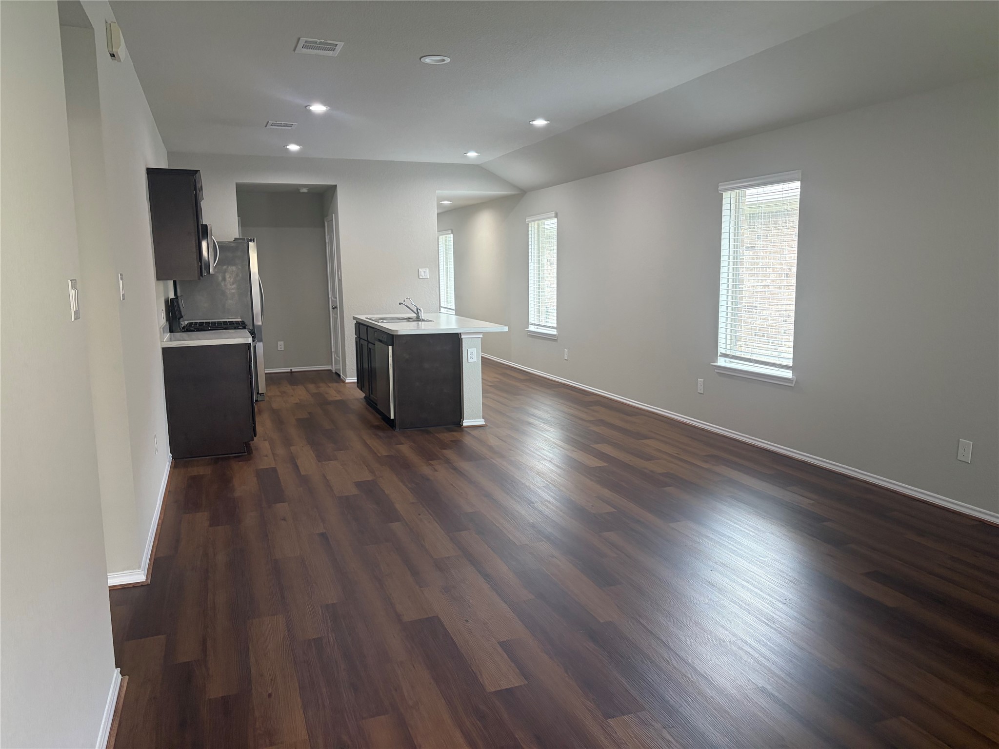 16817 Lonely Pines Property Photo 3