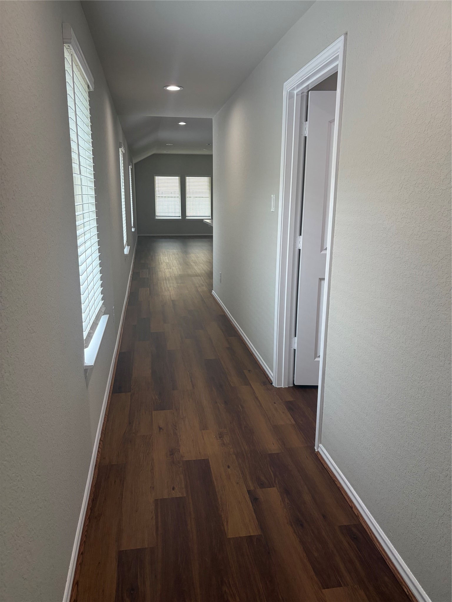 16817 Lonely Pines Property Photo 4