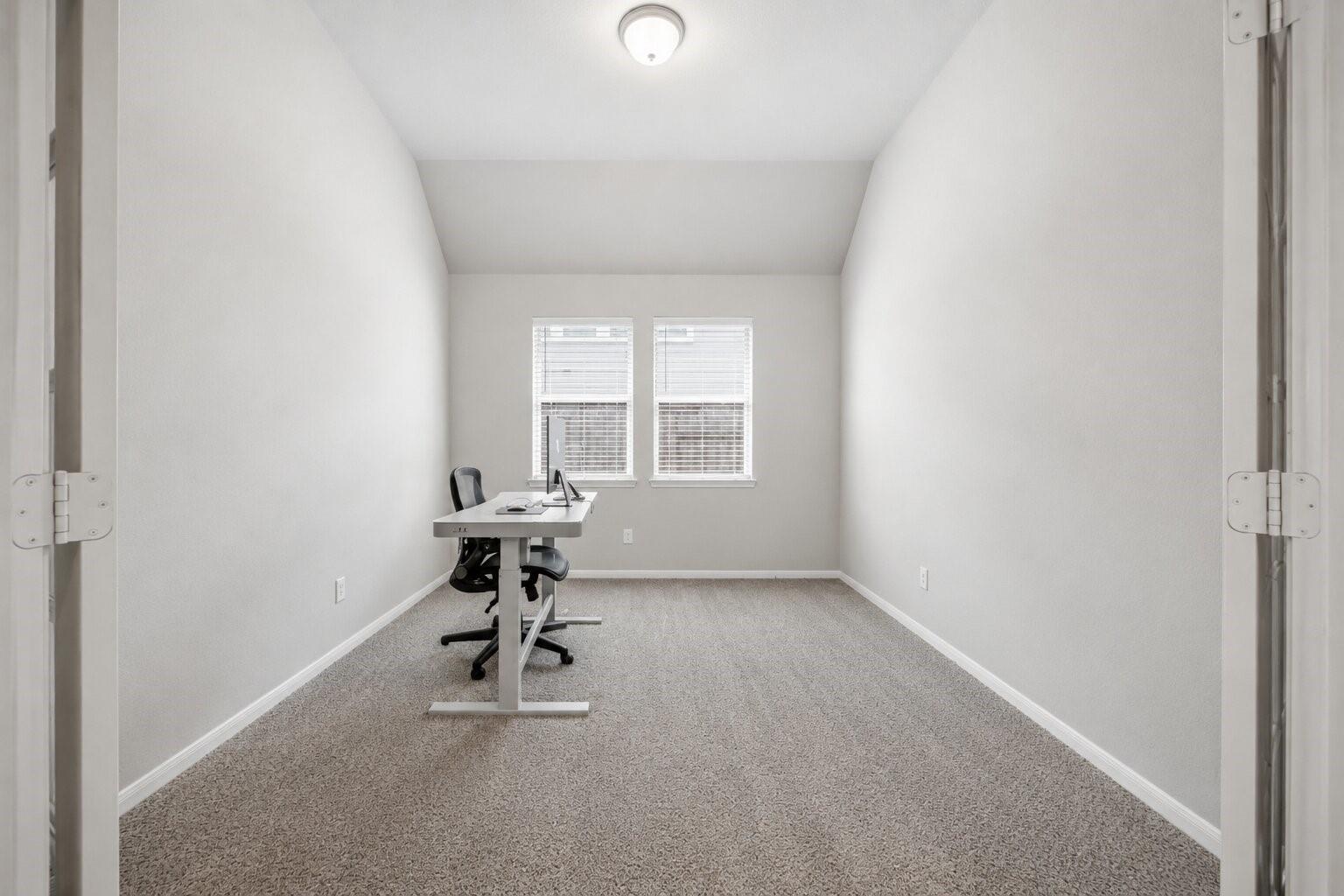 32323 Cedar Crest Drive Property Photo 5