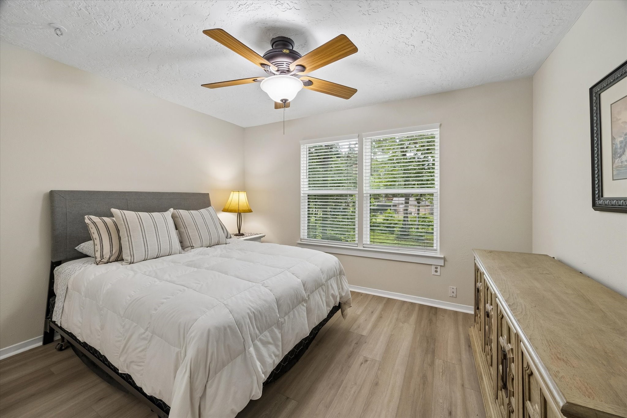 10765 Champion Forest Road Property Photo 23