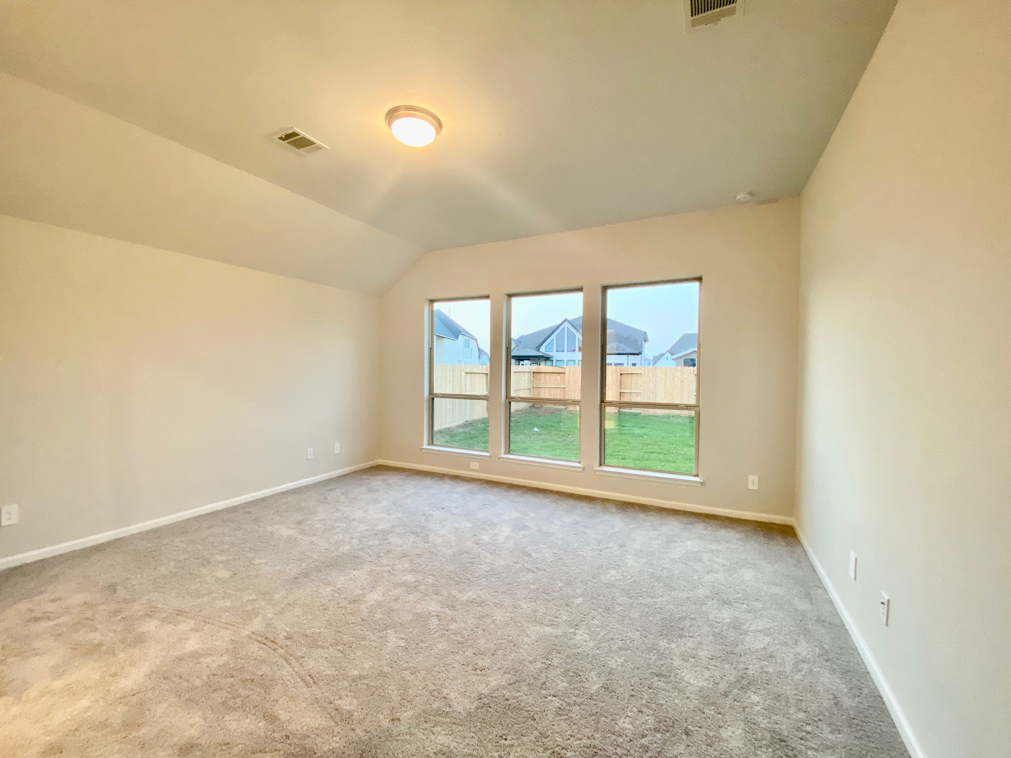 9411 Trestle Creek Court Property Photo 9