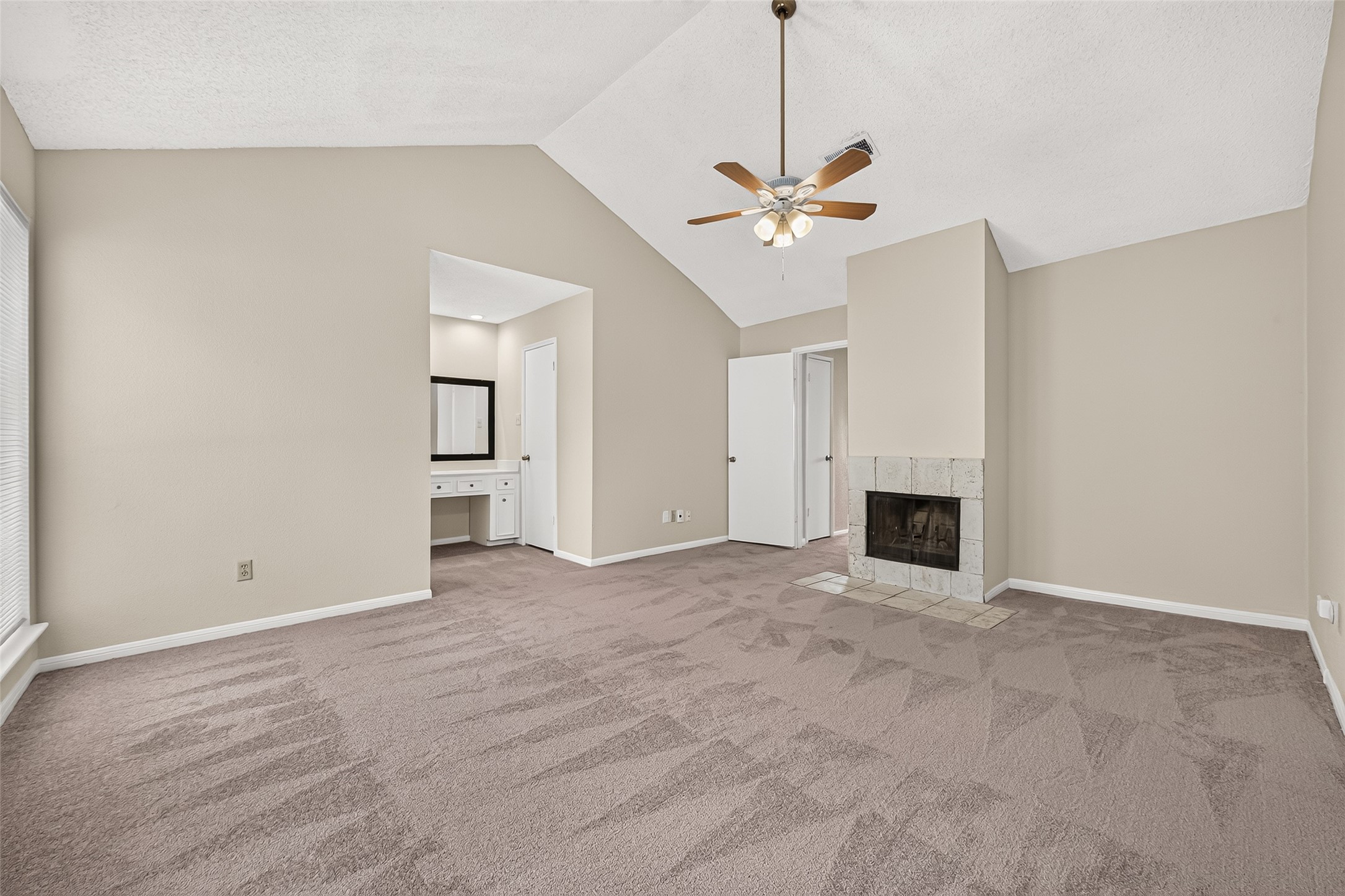 7700 Creekbend Drive 49 Property Photo 14